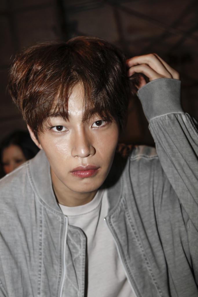 서울패션위크 슈퍼콤마비 컬렉션 런웨이 | 인스티즈