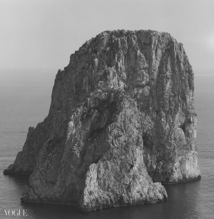 산(Mountain), 1983. 로버트 메이플소프. 은 젤라틴 사진. 40.6 x 50.8 cm (16 x 20 in) RMP 1325 © 로버트 메이플소프 재단. 코더시 갤러리 타데우스로팍 파리/잘츠부르크