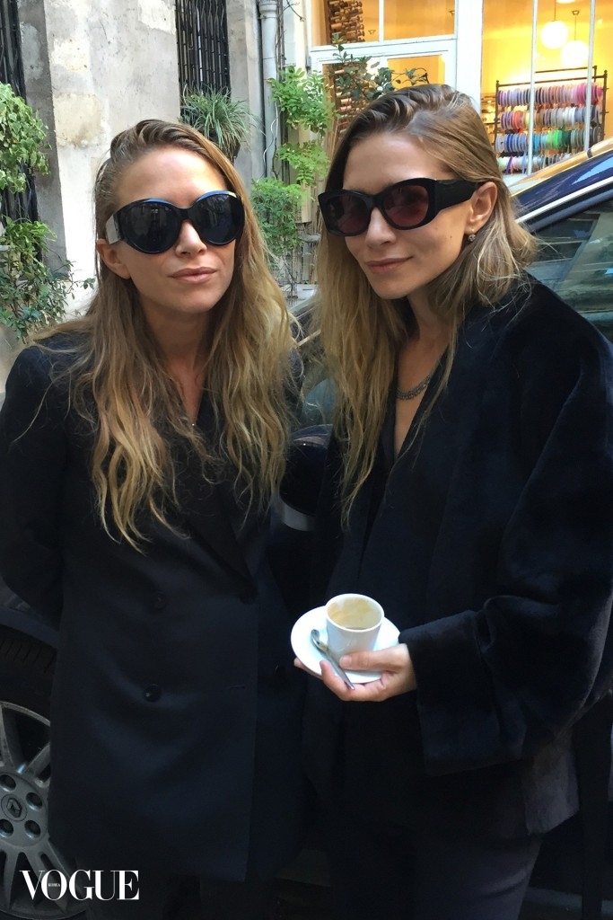 Olsen-Twins--suzy-menkes-vogue-29sep15-sm-b