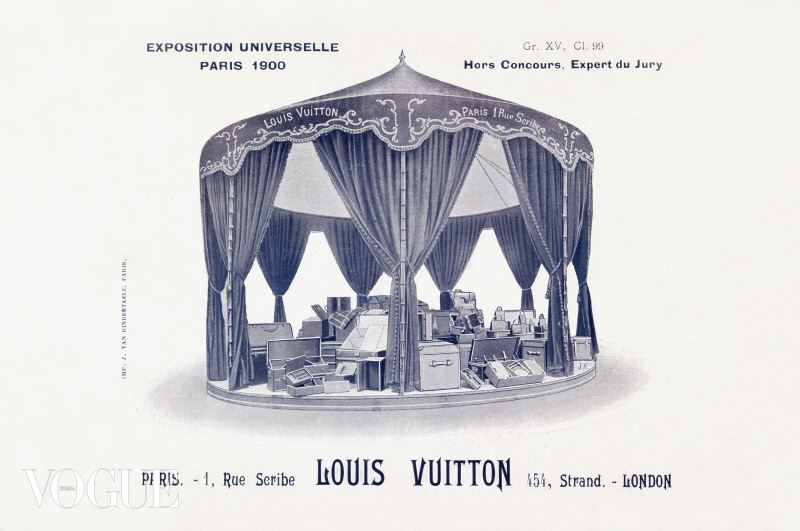 1900년 그랑 팔레에서 개최된 파리 만국 박람회 루이 비통 부스 © ARCHIVES LOUIS VUITTON