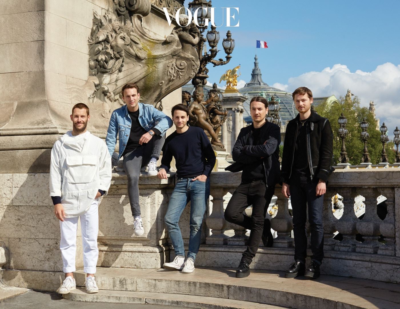 꺼지지 않는 빛의 도시가 활기차고 참신한 신세대 디자이너들의 재능 덕분에 건재함을 증명하고 있다. 전 세계 패션의 미래인 청년 다섯 명을 〈보그〉가 파리에서 만났다.