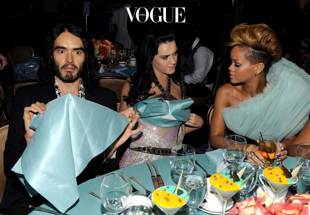 BEVERLY HILLS, CA - JANUARY 30:  Actor/Comedian Russell Brand, Singer Katy Perry and Singer Rihanna during the 52nd Annual GRAMMY Awards - Salute To Icons Honoring Doug Morris held at The Beverly Hilton Hotel on January 30, 2010 in Beverly Hills, California.  (Photo by Larry Busacca/Getty Images for NARAS)
