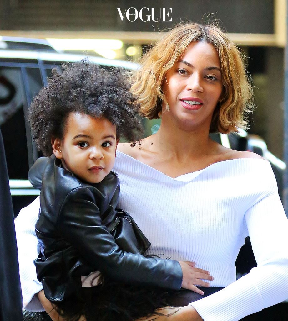 Beyonce and Blue Ivy Carter out and about in NYC. Pictured: Beyonce and Blue Ivy Carter Ref: SPL881582  041114   Picture by: XactpiX / Splash News Splash News and Pictures Los Angeles:310-821-2666 New York: 212-619-2666 London:870-934-2666 photodesk@splashnews.com 