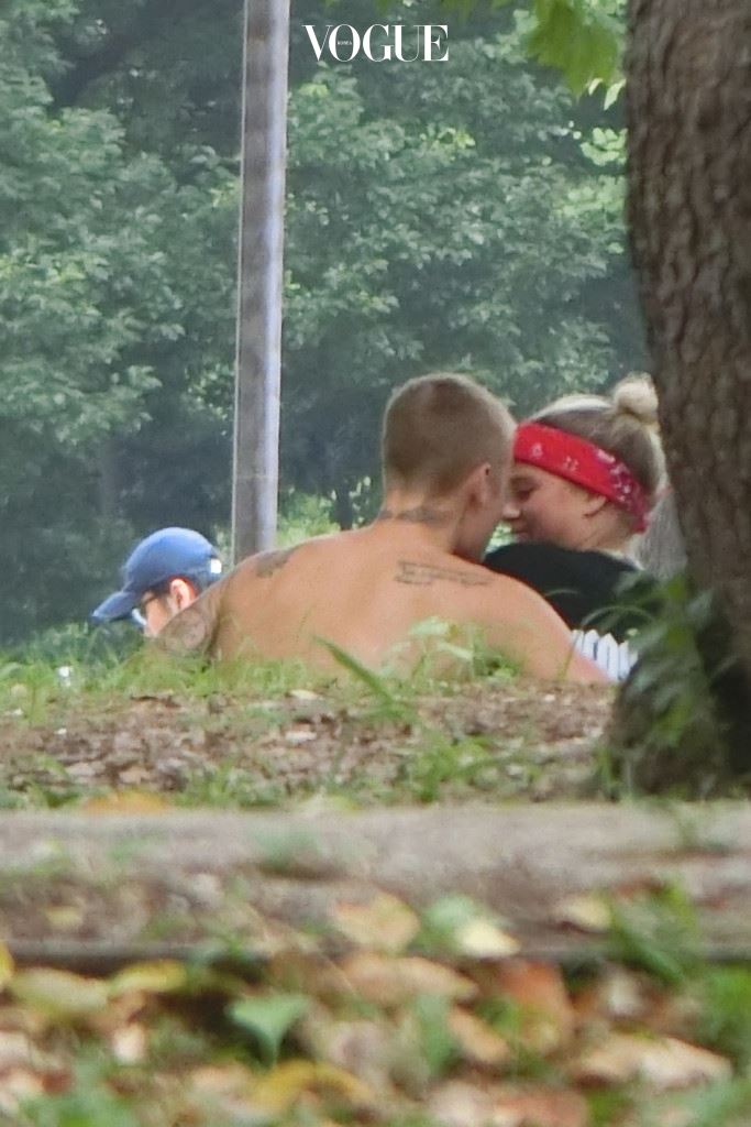 EXCLUSIVE: **PREMIUM EXCLUSIVE RATES APPLY** STRICTLY *NO WEB UNTIL 9AM PST, AUGUST 18, 2016** A shirtless Justin Bieber cuddles rumoured new girlfriend Sofia Richie in a Japanese park. These never-before-seen photos, taken in Tokyo's Ueno Park on August 13, 2016, are the most intimate pictures of the couple to date. Bieber has since shared Instagram photos of Richie and social media erupted after his ex-girlfriend Selena Gomez criticised him for lashing out at his fans for negative comments about Richie. Bieber has since deactivated his Instagram account. Pictured: Justin Bieber and Sofia Richie Ref: SPL1335784  170816   EXCLUSIVE Picture by: Kazucook/Splash News Splash News and Pictures Los Angeles:310-821-2666 New York:212-619-2666 London:870-934-2666 photodesk@splashnews.com 