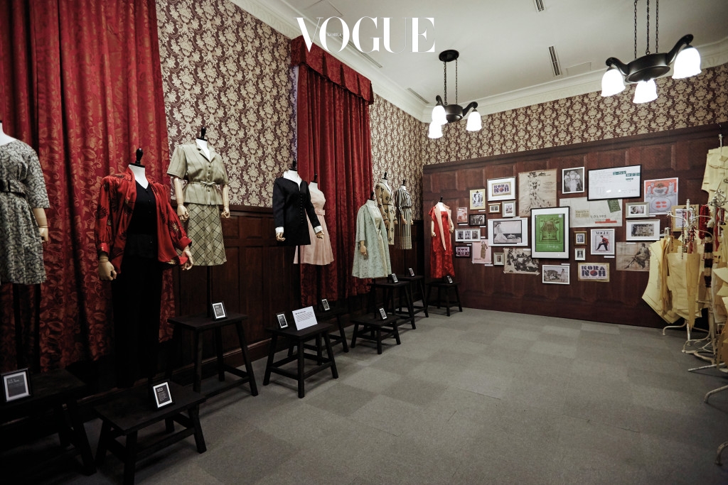 1945~60년 명동 시대를 이끈 디자이너 노라 노의 의상과 당시 매체의 반응이 전시된 공간. 1956년 반도호텔에서 처음 패션쇼를 연 노라 노는 한국 패션의 기반을 다진 1세대 디자이너다.