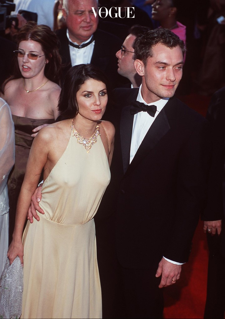 E366553 3/26/00 Los Angeles, Ca. Jude Law And Sadie Frost At The 72Nd Annual Academy Awards. Dave Mcnewonline Usa Inc. (Photo By David Mcnew/Getty Images)