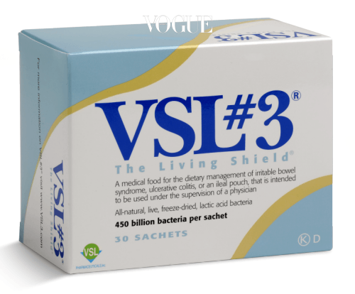VSL#34500억 마리의 프로바이오틱스 생균. 아주 작은 스푼으로 시작해 연령에 따라 사이즈를 바꿔주면 된다. 어린 아이일 경우 분유, 과일 퓨레, 주스 등에 섞어서 먹이면 된다. 엄마들에게 가장 중요한 ‘장’ 건강을 위한 영양제. 