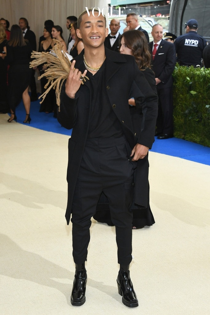 NEW YORK, NY - MAY 01: Jaden Smith attends the "Rei Kawakubo/Comme des Garcons: Art Of The In-Between" Costume Institute Gala at Metropolitan Museum of Art on May 1, 2017 in New York City.  (Photo by Dia Dipasupil/Getty Images For Entertainment Weekly)