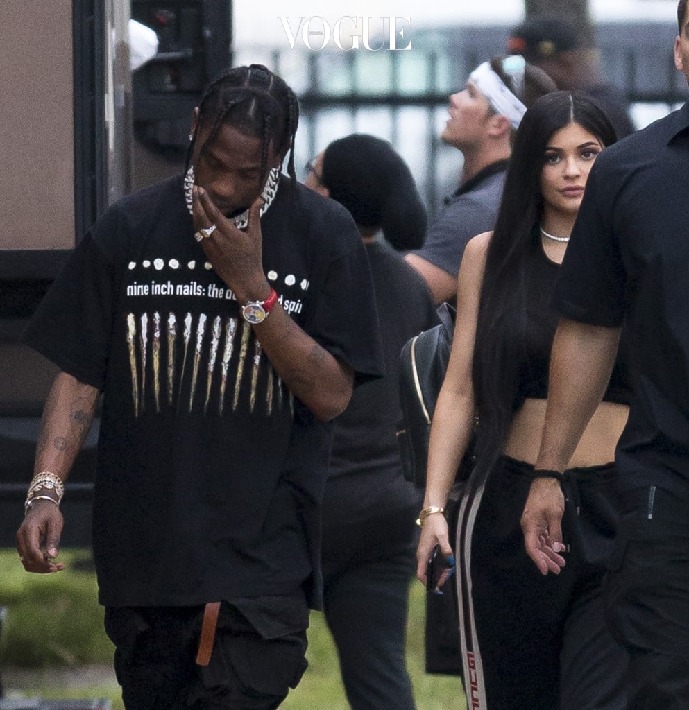 Kylie Jenner and Travis Scott visit DJ Khalid video shoot and go for dinner at Miami Finga Licking fried food restaurant, Miami. The couple where keen to hide from photographers and seemed the help of an armed guard at the fast food stop. It was unclear if Scott was due to film on set but only spent a short time before heading off on the 30 minute drive to a locals strip mall fast food restaurant. Pictured: On video set. Ref: SPL1512908  060617   Picture by: Splash News Splash News and Pictures Los Angeles:310-821-2666 New York: 212-619-2666 London:870-934-2666 photodesk@splashnews.com 