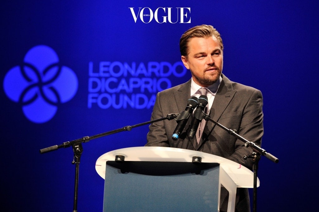 SAINT-TROPEZ, FRANCE - JULY 20:  Leonardo DiCaprio speaks on stage at the Dinner & Auction during The Leonardo DiCaprio Foundation 3rd Annual Saint-Tropez Gala at Domaine Bertaud Belieu on July 20, 2016 in Saint-Tropez, France.  (Photo by Handout/Getty Images)