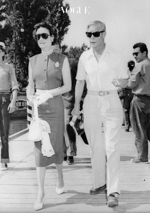 3rd September 1956:  The Duke and Duchess of Windsor take a stroll at the Lido, Venice, where they are attending the International Film Festival.  (Photo by Keystone/Getty Images)
