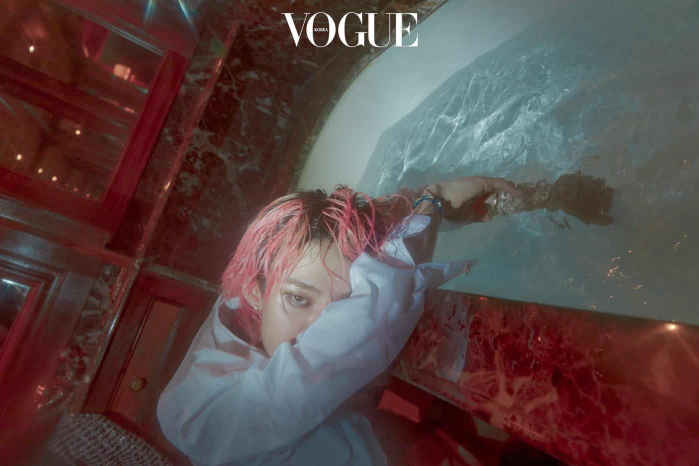 "Мне тоже всегда любопытно, что интересует меня", - G-Dragon в интервью для Vogue