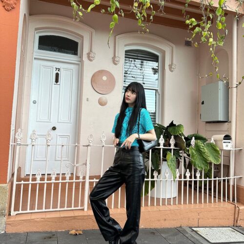 셀럽들의 여행지 헤어 스타일링, 4월 둘째 주의 뷰티 인스타그램