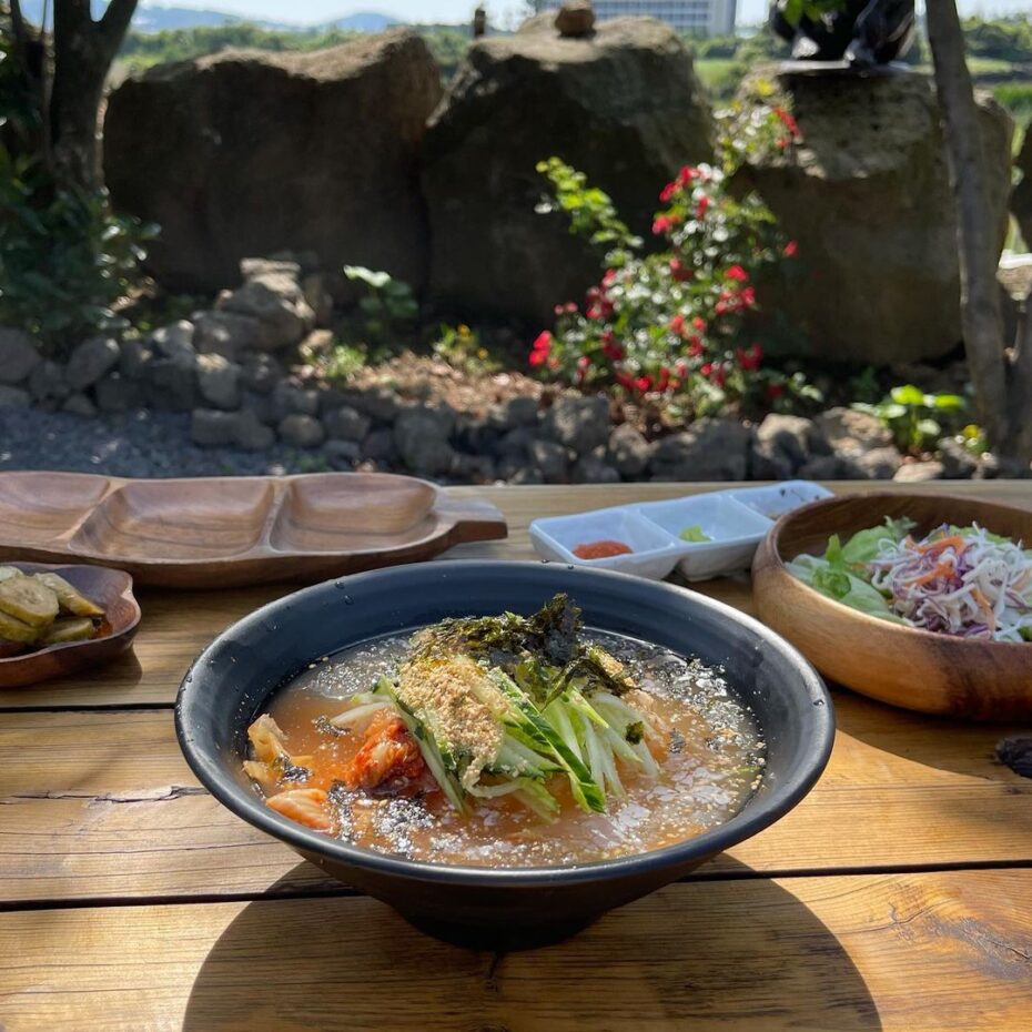 낮술 환영! 제주도 안주 맛집 5 | 보그 코리아 (Vogue Korea)