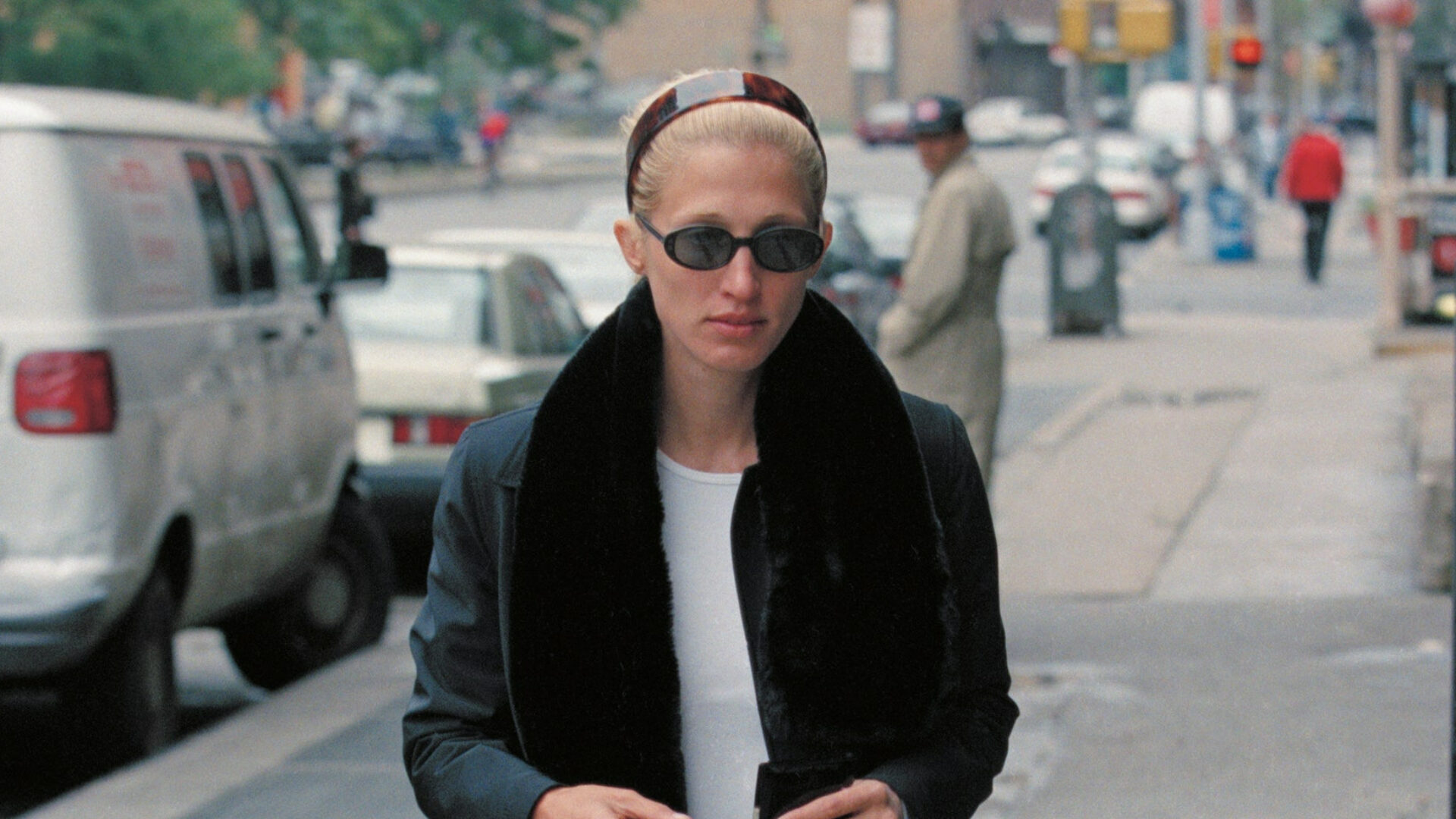 1990년대 미니멀 패션의 아이콘, 캐롤린 베셋 케네디