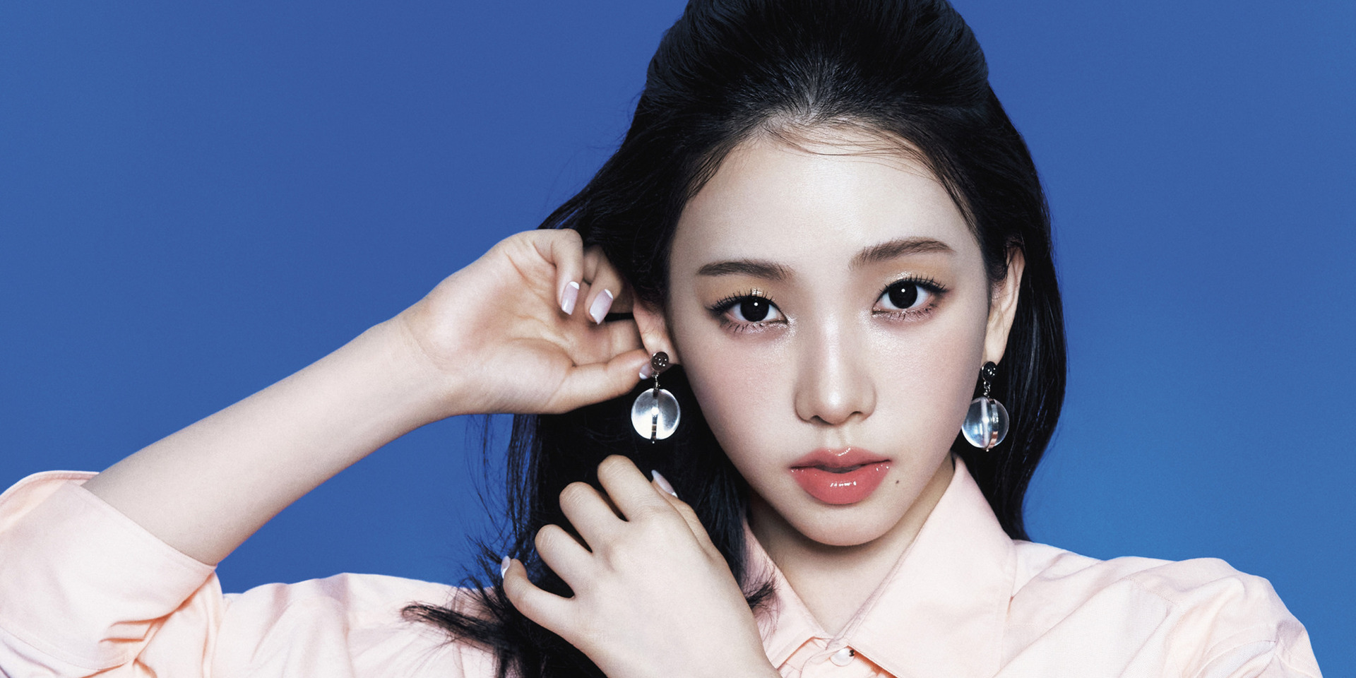 카리나, 투명한 여름의 얼굴
