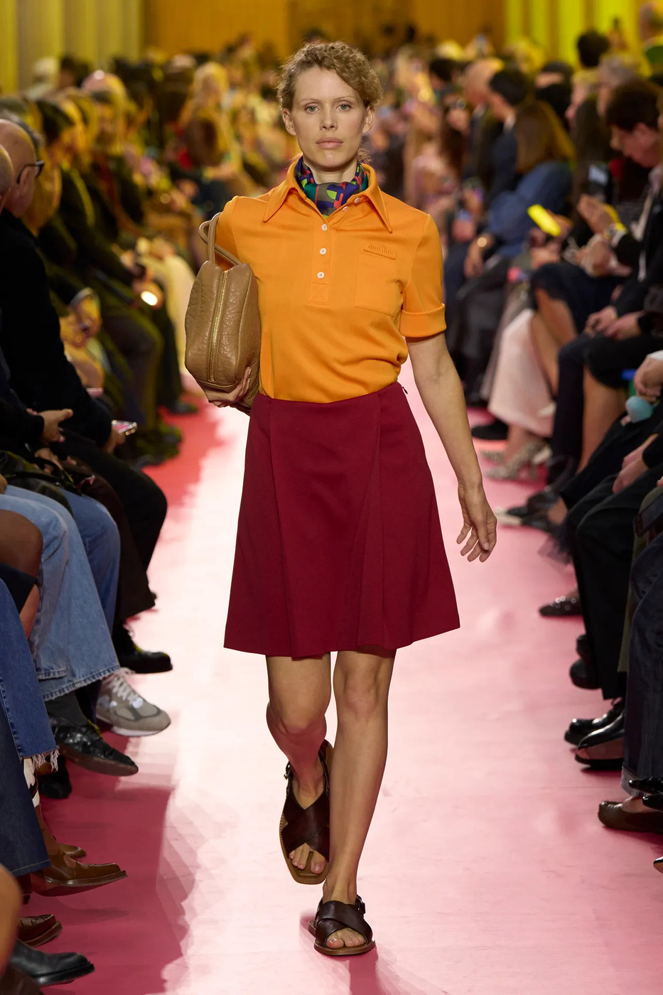 style_6a4cbbe601972-933x1400.jpg